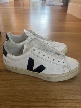 Veja White Leather Sneakers with Black V Emblem
